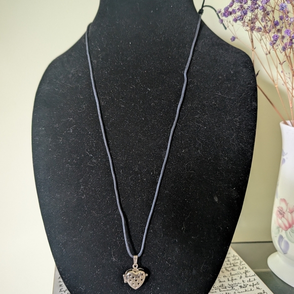 Heart-Shaped Silver Locket Necklace - Picture 6 of 7